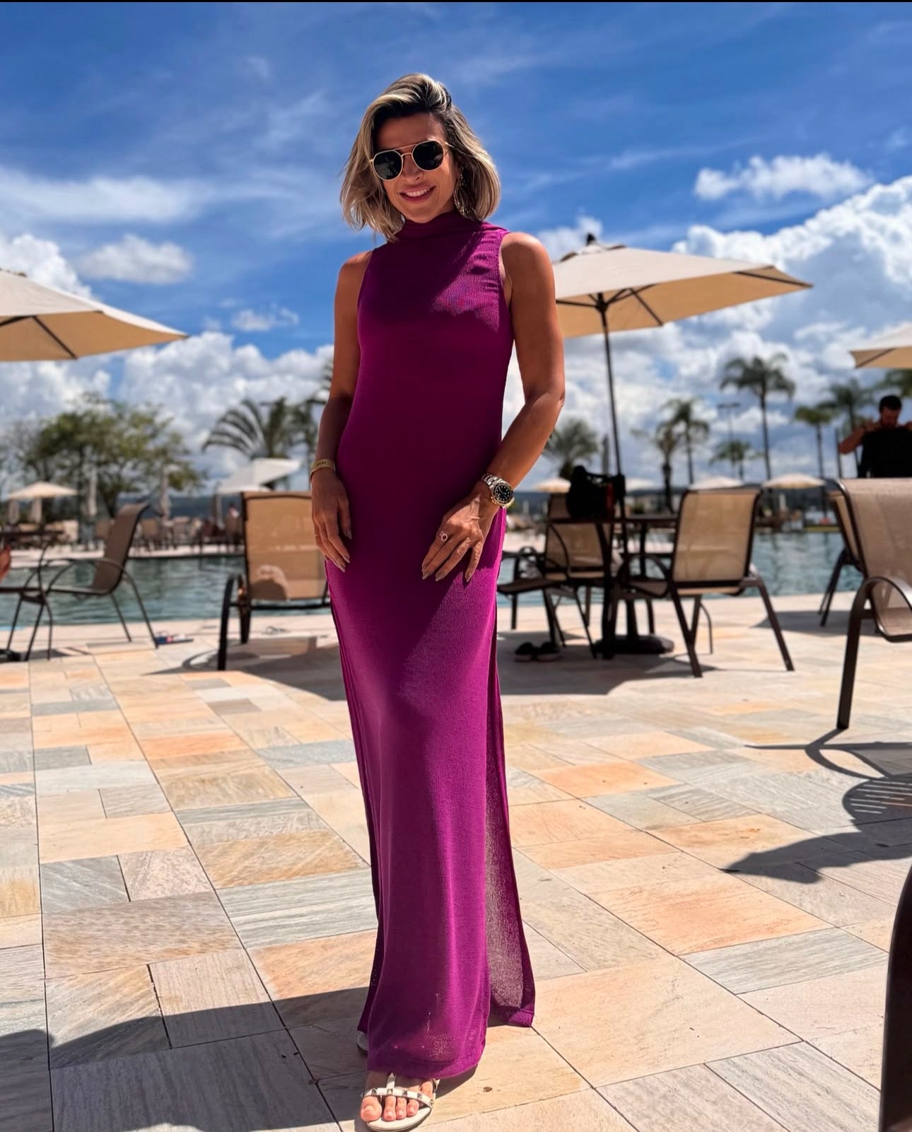 Drape-Back Knit Maxi Dress – Tropical Elegance