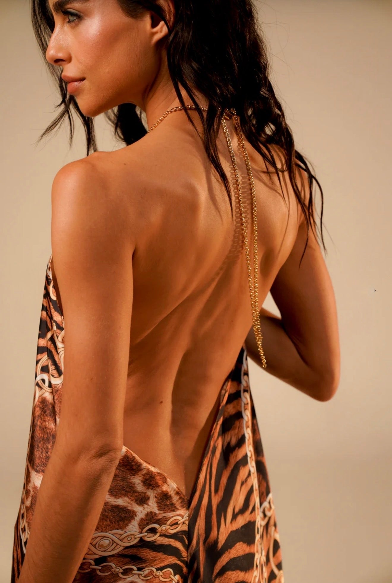 Amazônia B2R Wild Chain Open-Back Maxi Dress