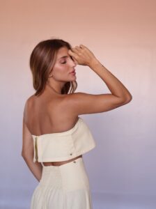 Three-quarter view of the Lumière Linen Set highlighting the elegant silhouette.